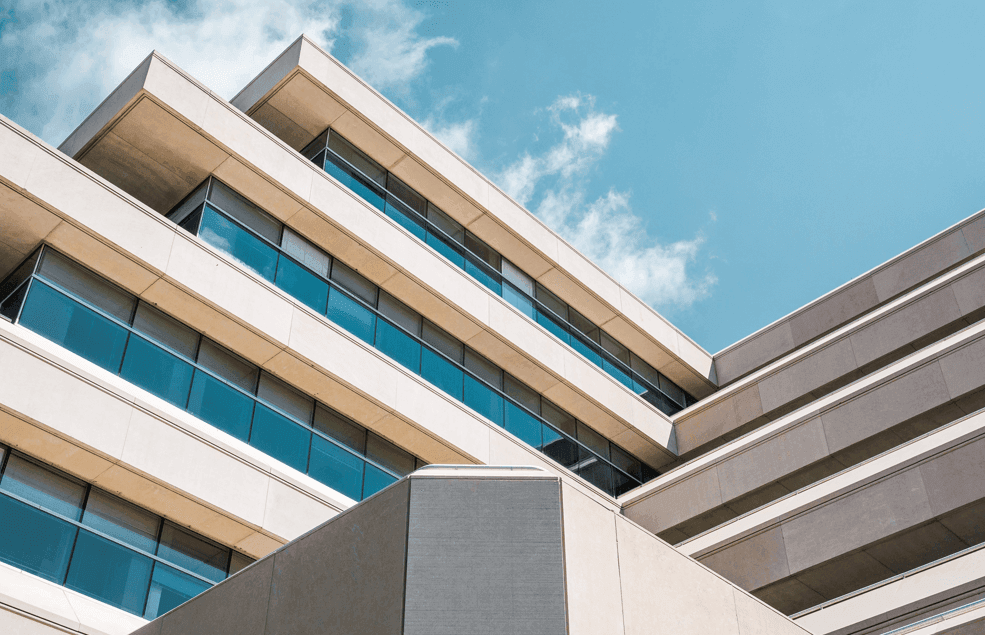 When is the right time to buy an apartment? Learn from our experts